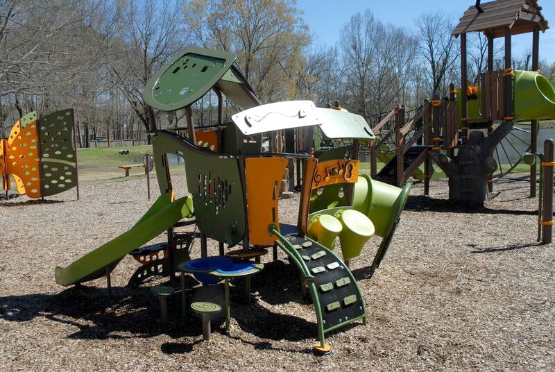 Mississippi park play area